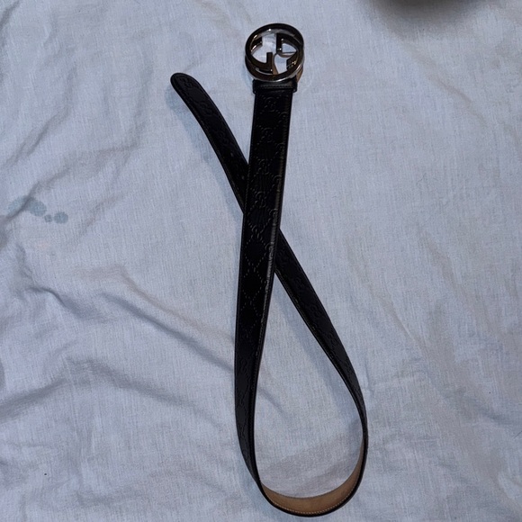 Black Gucci Leather Belt with silver  Buckle - Picture 1 of 4